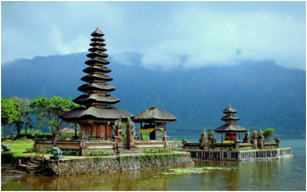 Cheapest-places-to-travel-Indonesia
