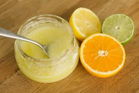 Home-remedies-for-cracked-heels-lemon-juice