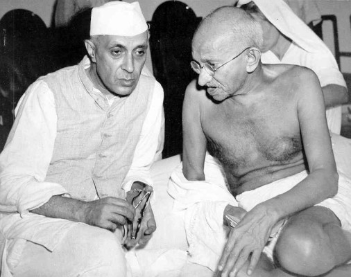 about independence day of India gandhi-Nehru