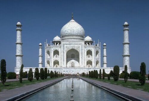Top-5-historical-places-in-India-Taj-Mahal