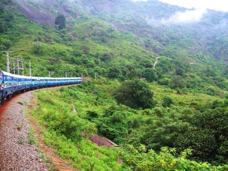 best-hill-station-in-south-india-for-honeymoon-araku-valley