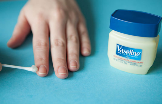 uses-of-Vaseline-nail